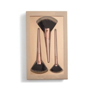 Makeup Revolution Highlight&Finish Set A set of 3 makeup brushes